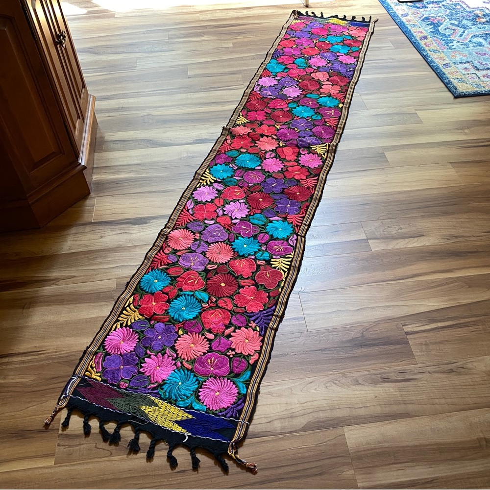 Handmade Mexican Embroidered Floral Table Runner Vintage Antique